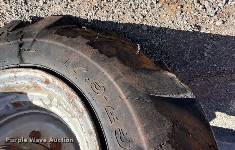 image for item DQ4259 2012 JLG Skytrak 10042 telehandler