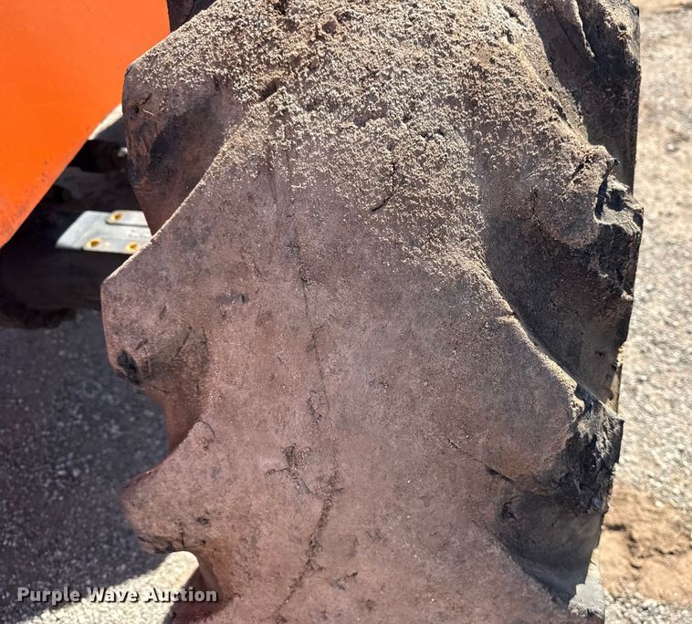 image for item DQ4259 2012 JLG Skytrak 10042 telehandler