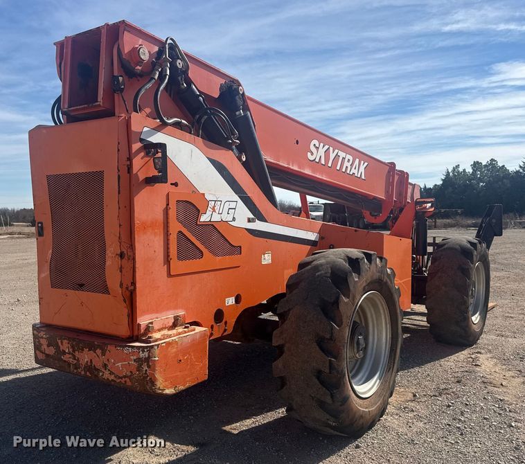 image for item DQ4260 2014 JLG Skytrak 10042 telehandler
