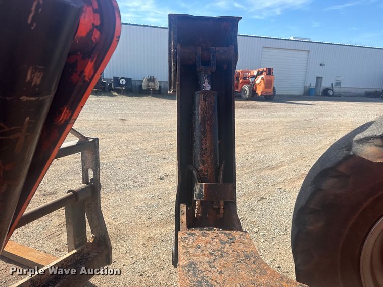 image for item DQ4260 2014 JLG Skytrak 10042 telehandler