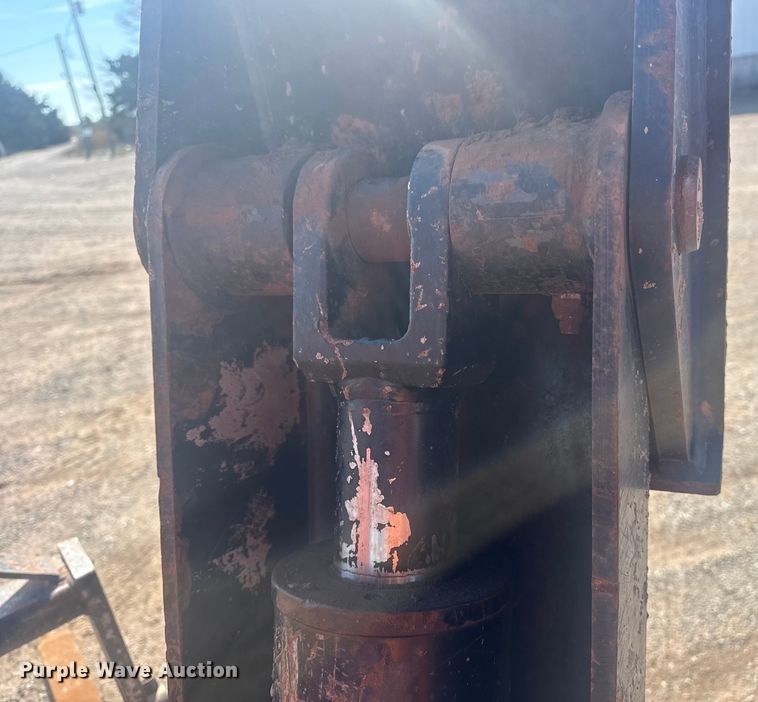 image for item DQ4260 2014 JLG Skytrak 10042 telehandler