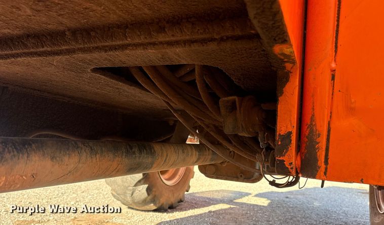 image for item DQ4260 2014 JLG Skytrak 10042 telehandler