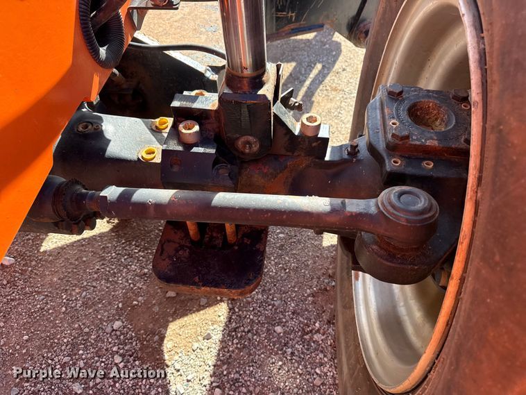 image for item DQ4260 2014 JLG Skytrak 10042 telehandler