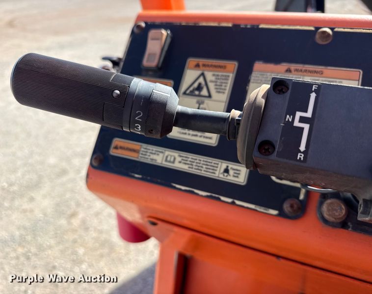 image for item DQ4260 2014 JLG Skytrak 10042 telehandler