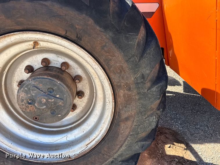 image for item DQ4260 2014 JLG Skytrak 10042 telehandler