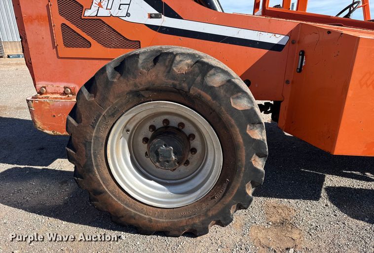 image for item DQ4260 2014 JLG Skytrak 10042 telehandler