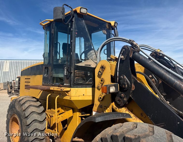 image for item DQ4262 1998 Caterpillar IT28G wheel loader