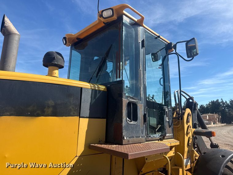 image for item DQ4262 1998 Caterpillar IT28G wheel loader