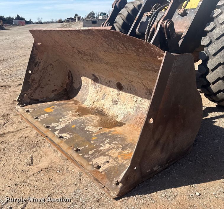 image for item DQ4262 1998 Caterpillar IT28G wheel loader