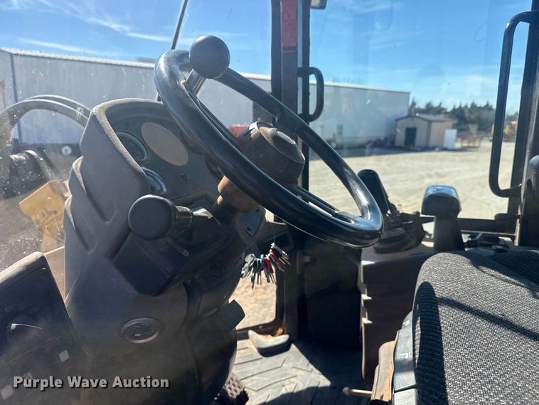 image for item DQ4262 1998 Caterpillar IT28G wheel loader