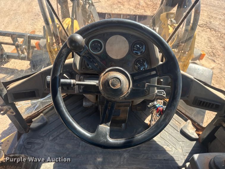 image for item DQ4262 1998 Caterpillar IT28G wheel loader