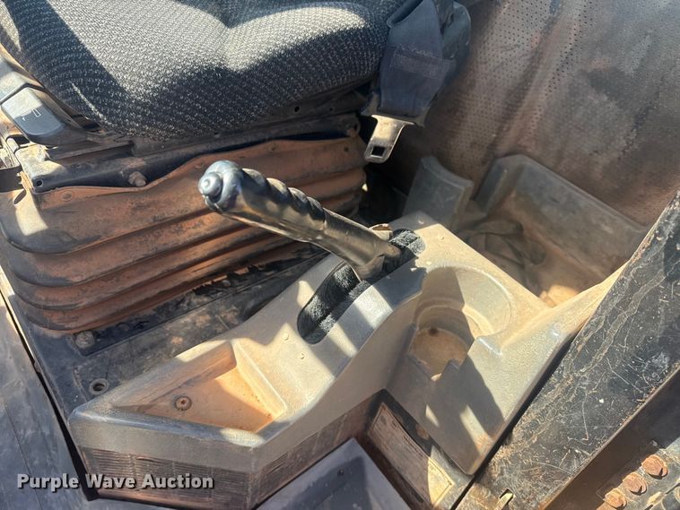 image for item DQ4262 1998 Caterpillar IT28G wheel loader