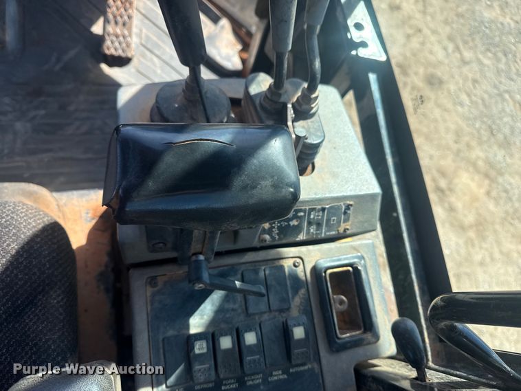 image for item DQ4262 1998 Caterpillar IT28G wheel loader