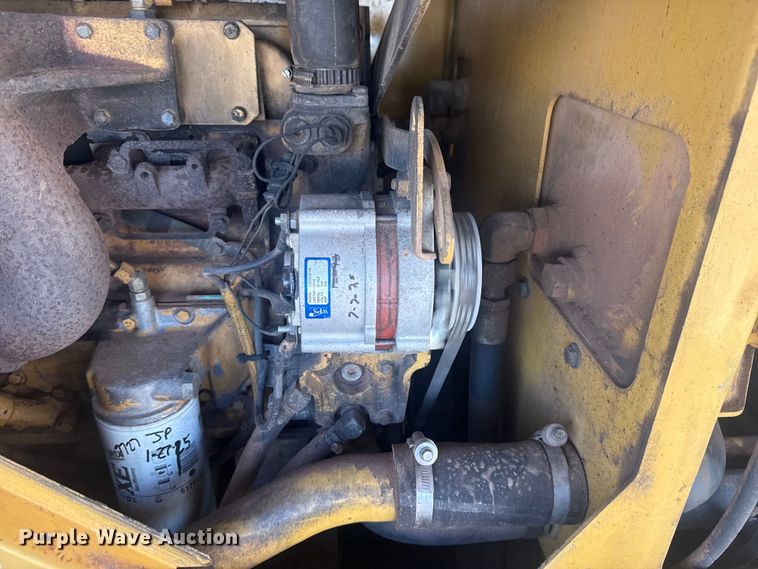 image for item DQ4262 1998 Caterpillar IT28G wheel loader