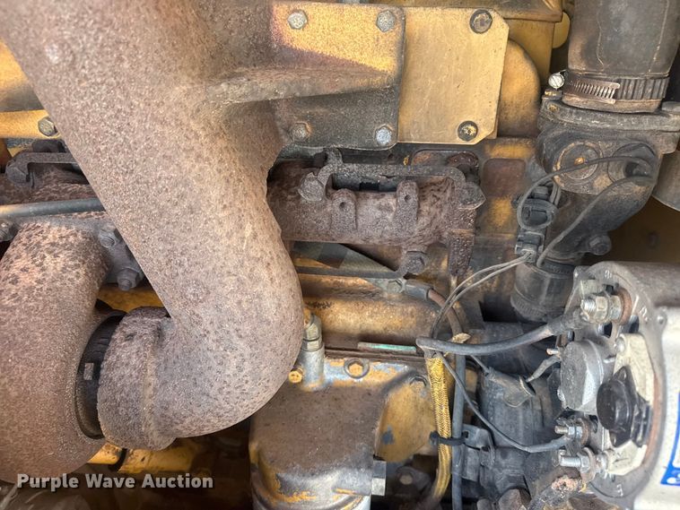 image for item DQ4262 1998 Caterpillar IT28G wheel loader