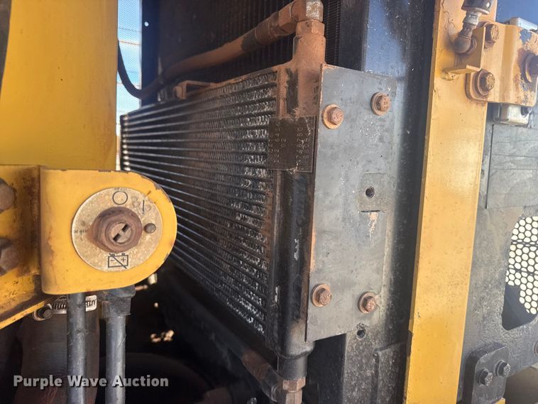 image for item DQ4262 1998 Caterpillar IT28G wheel loader