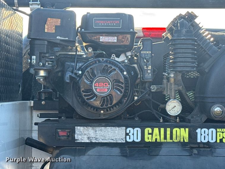 image for item DQ4264 2012 Chevrolet Silverado 3500 Crew Cab utility bed pickup truck