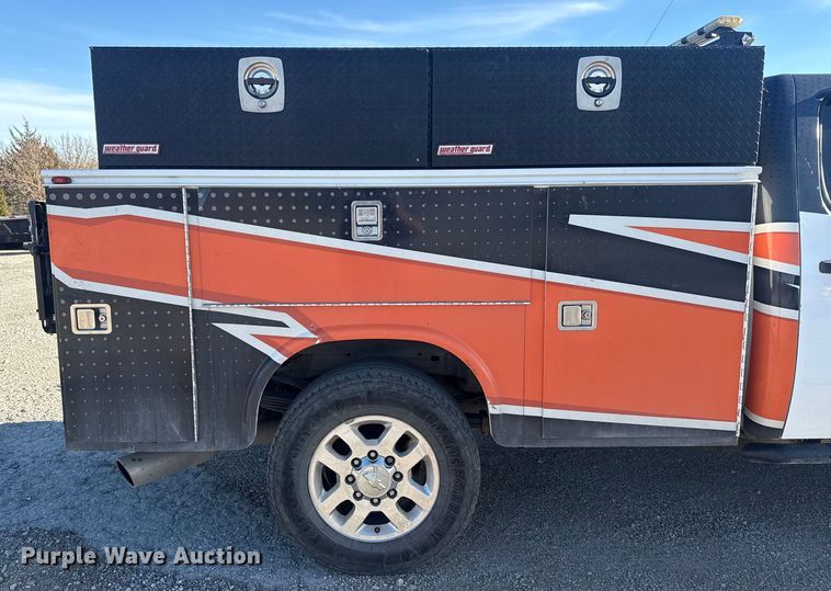 image for item DQ4264 2012 Chevrolet Silverado 3500 Crew Cab utility bed pickup truck