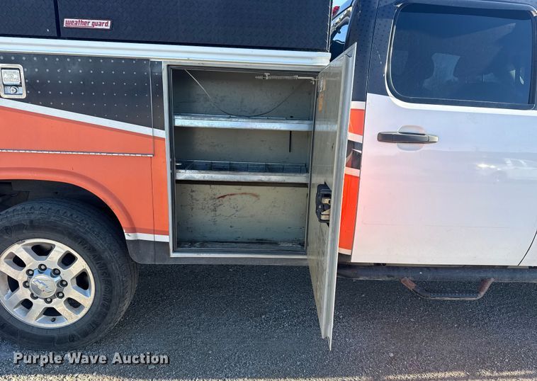 image for item DQ4264 2012 Chevrolet Silverado 3500 Crew Cab utility bed pickup truck
