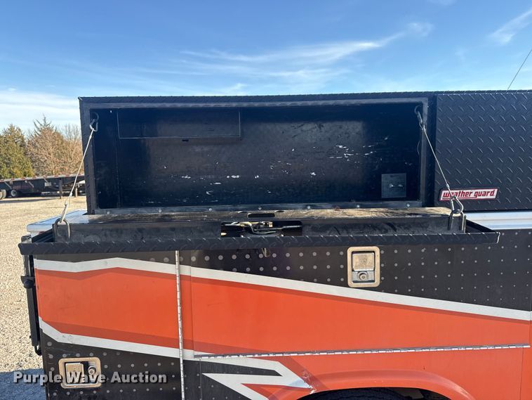 image for item DQ4264 2012 Chevrolet Silverado 3500 Crew Cab utility bed pickup truck