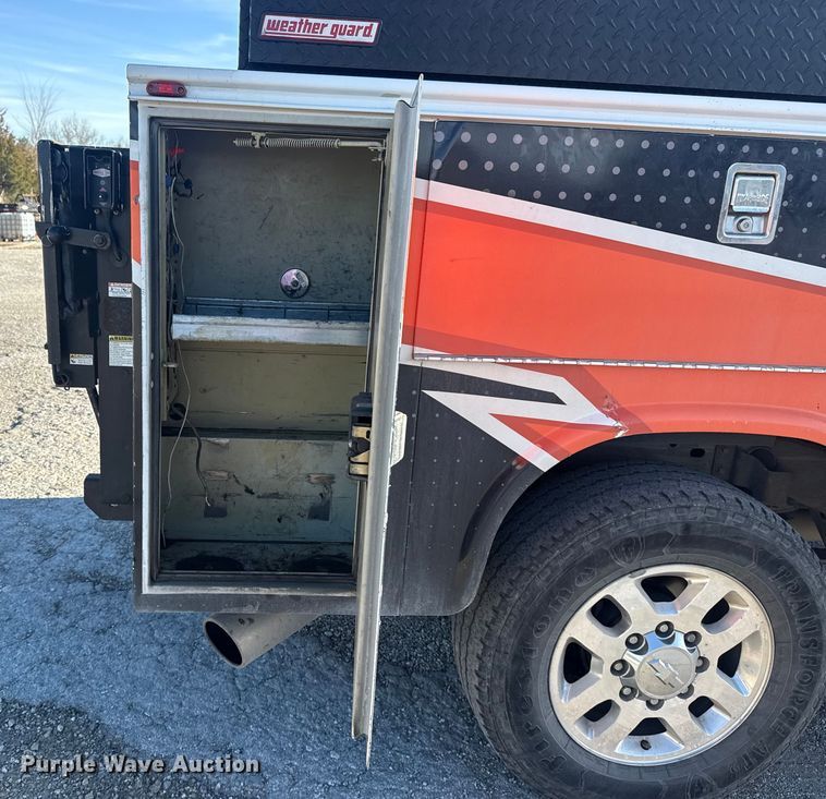 image for item DQ4264 2012 Chevrolet Silverado 3500 Crew Cab utility bed pickup truck