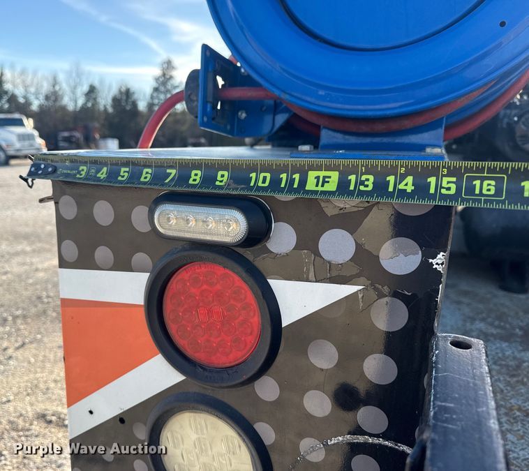 image for item DQ4264 2012 Chevrolet Silverado 3500 Crew Cab utility bed pickup truck