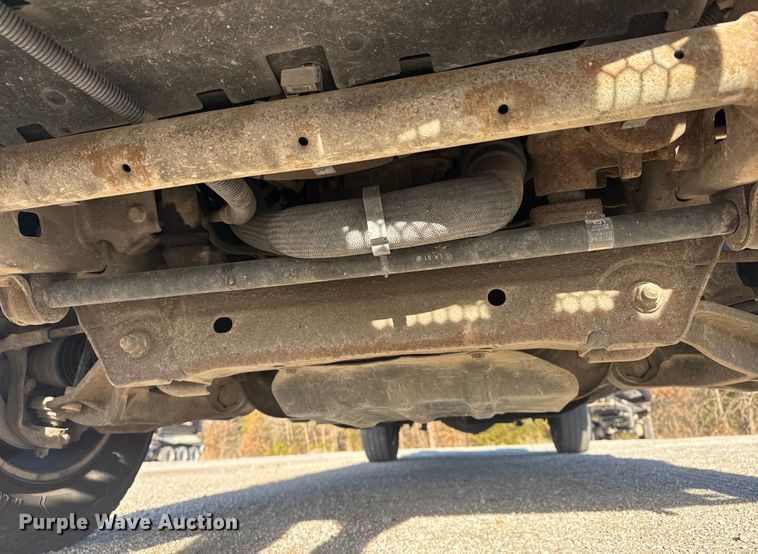 image for item DQ4264 2012 Chevrolet Silverado 3500 Crew Cab utility bed pickup truck