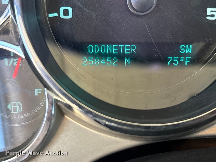 image for item DQ4264 2012 Chevrolet Silverado 3500 Crew Cab utility bed pickup truck