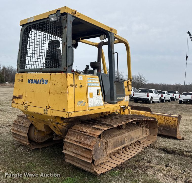 image for item DQ4268 2002 Komatsu 31PX-21 dozer
