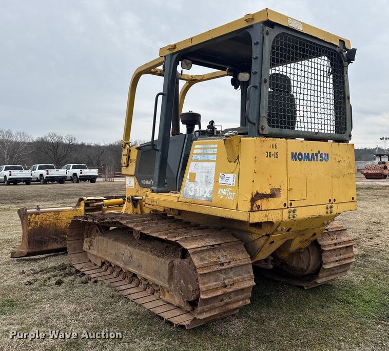 image for item DQ4268 2002 Komatsu 31PX-21 dozer