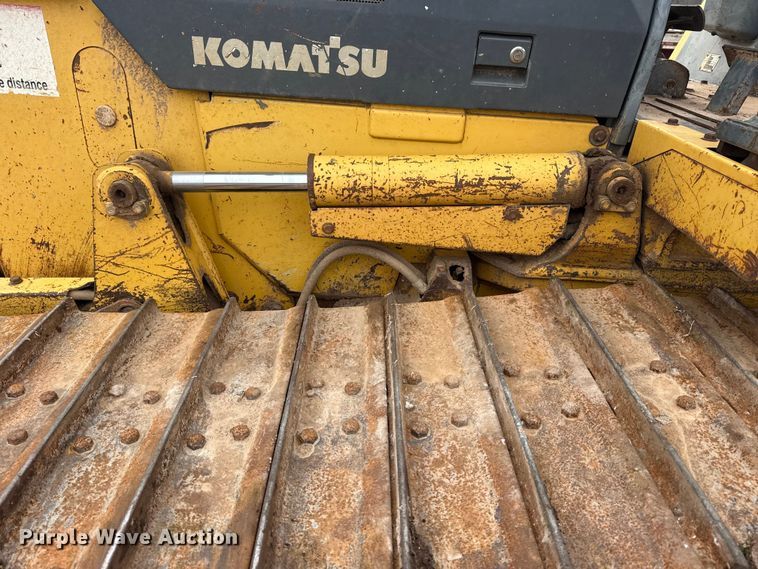 image for item DQ4268 2002 Komatsu 31PX-21 dozer