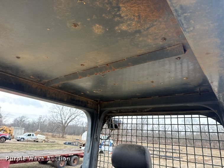 image for item DQ4268 2002 Komatsu 31PX-21 dozer