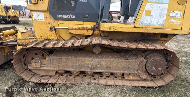 image for item DQ4268 2002 Komatsu 31PX-21 dozer