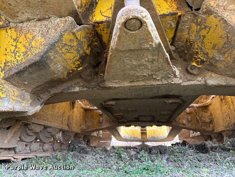 image for item DQ4268 2002 Komatsu 31PX-21 dozer