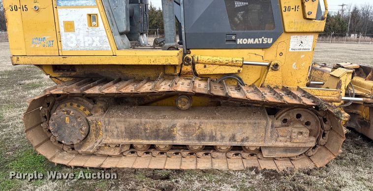 image for item DQ4268 2002 Komatsu 31PX-21 dozer
