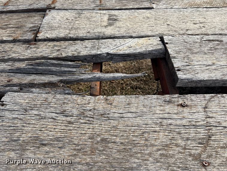 image for item DQ4270 2003 Coose Trailer Manufacturing C8053 equipment trailer