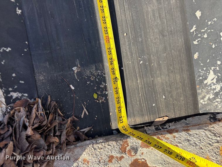 image for item DQ4274 Gomaco GT 6300 slipform paver