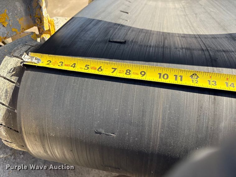 image for item DQ4274 Gomaco GT 6300 slipform paver