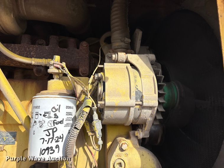 image for item DQ4274 Gomaco GT 6300 slipform paver