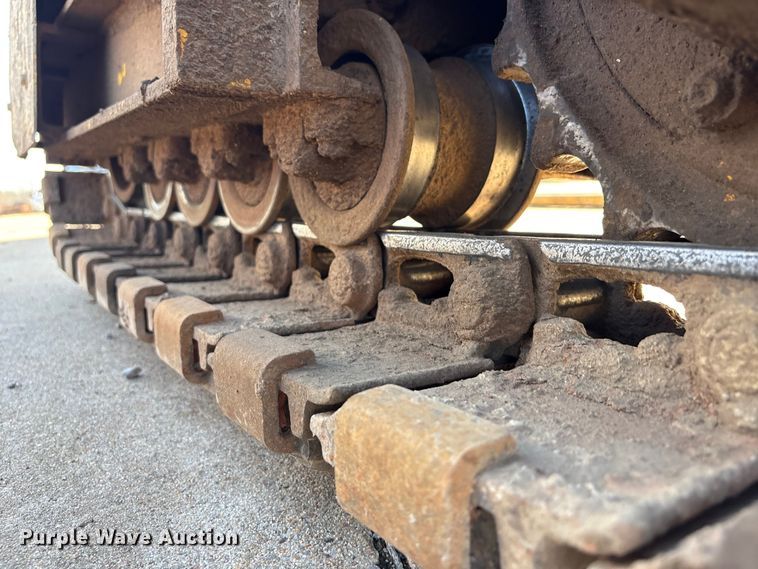 image for item DQ4274 Gomaco GT 6300 slipform paver