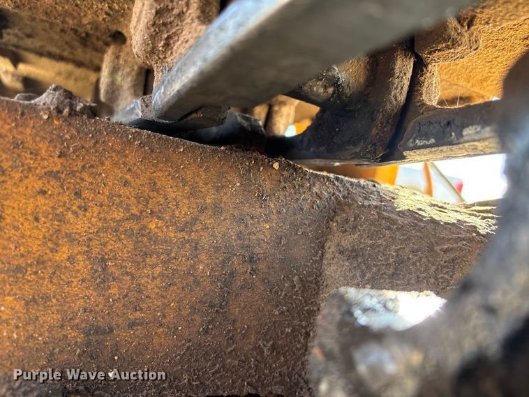 image for item DQ4274 Gomaco GT 6300 slipform paver