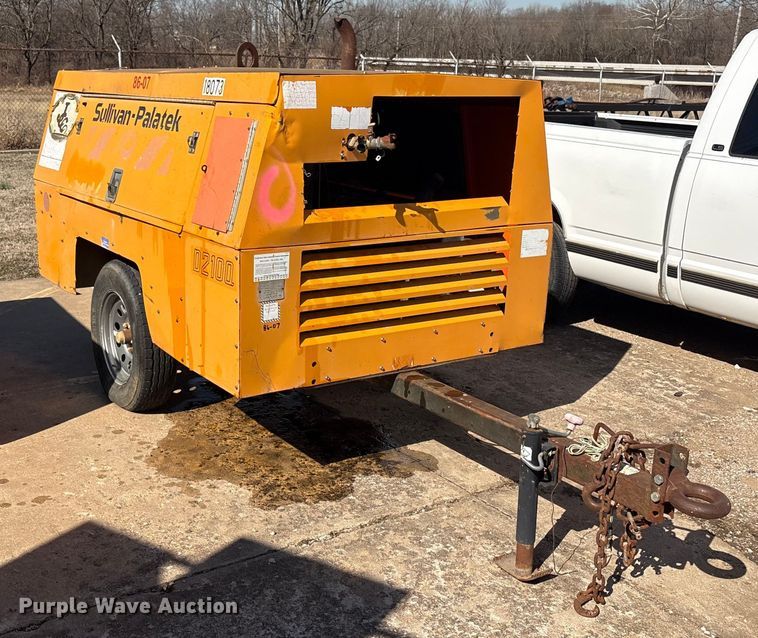image for item DQ4276 Sullivan-Palatek D210Q air compressor