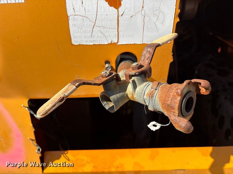 image for item DQ4276 Sullivan-Palatek D210Q air compressor