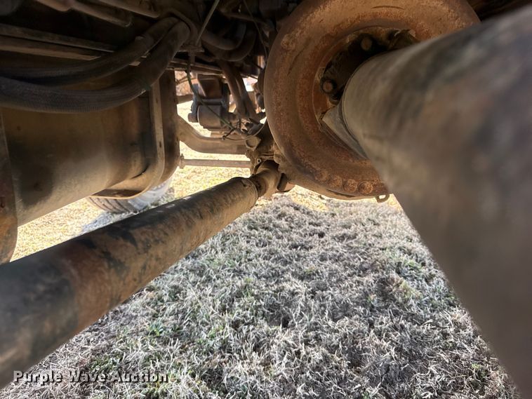 image for item DQ4278 2000 Ford F650 Super Duty tank truck