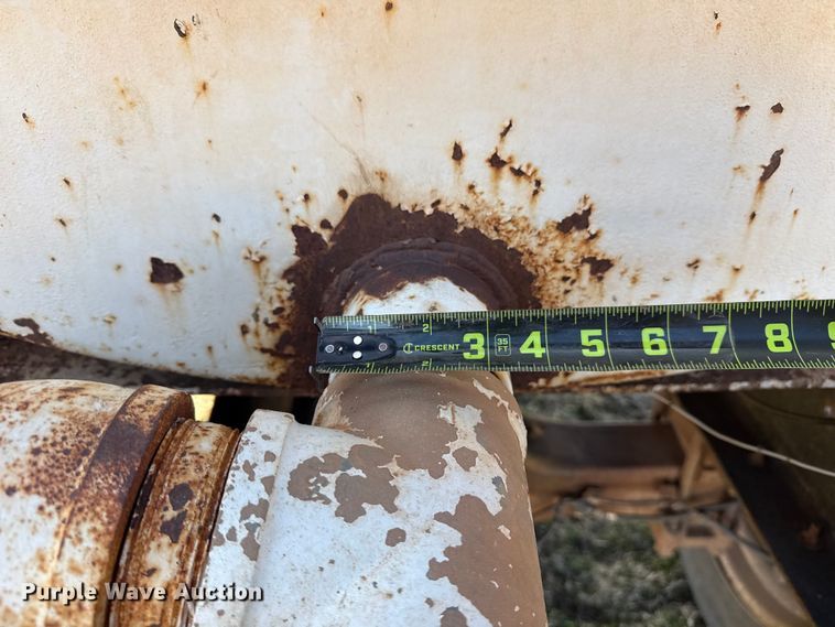 image for item DQ4278 2000 Ford F650 Super Duty tank truck