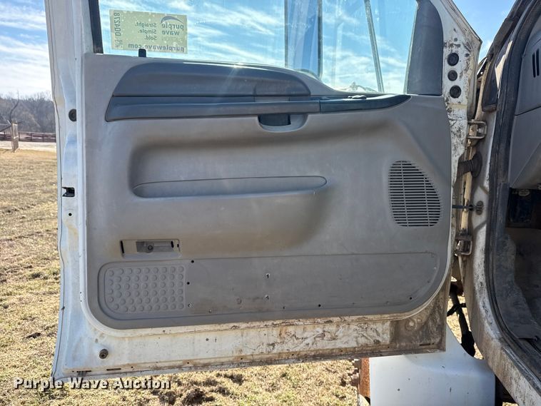 image for item DQ4278 2000 Ford F650 Super Duty tank truck