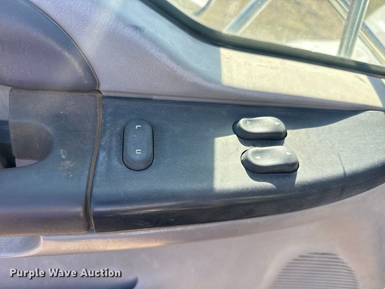 image for item DQ4278 2000 Ford F650 Super Duty tank truck