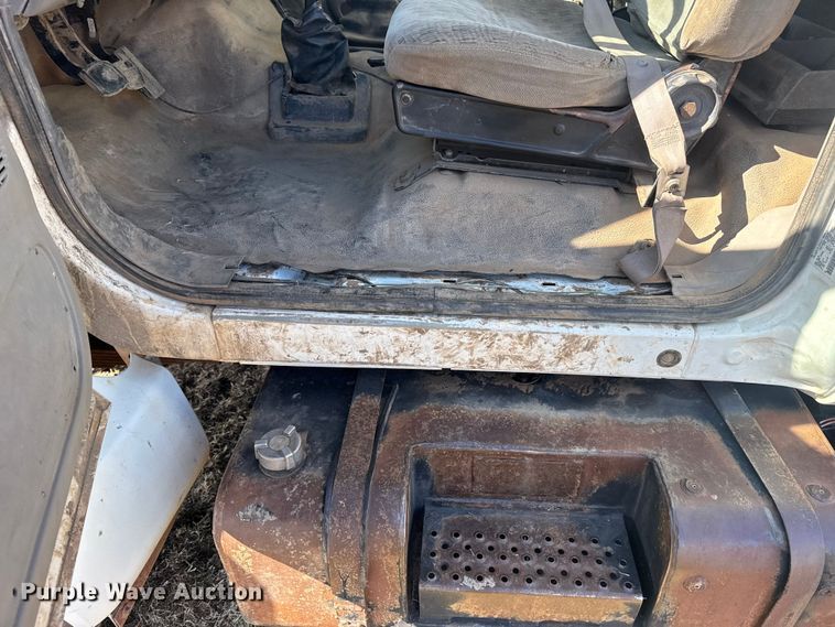 image for item DQ4278 2000 Ford F650 Super Duty tank truck