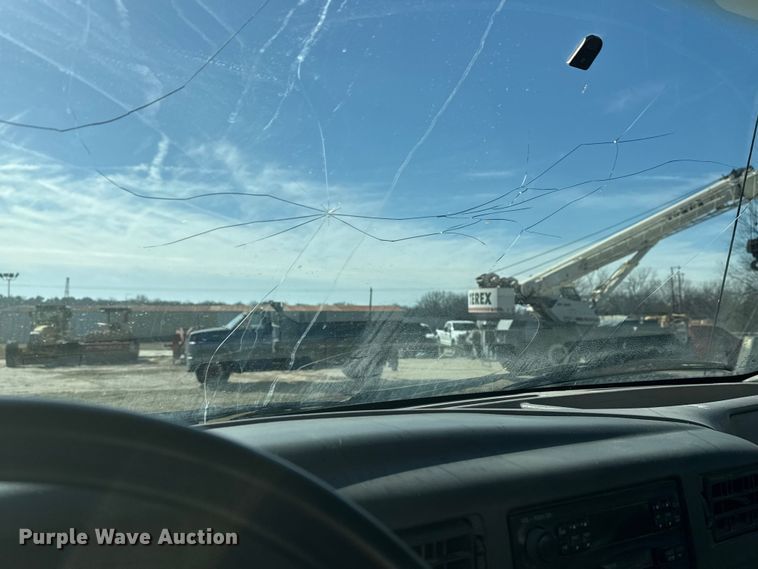 image for item DQ4278 2000 Ford F650 Super Duty tank truck