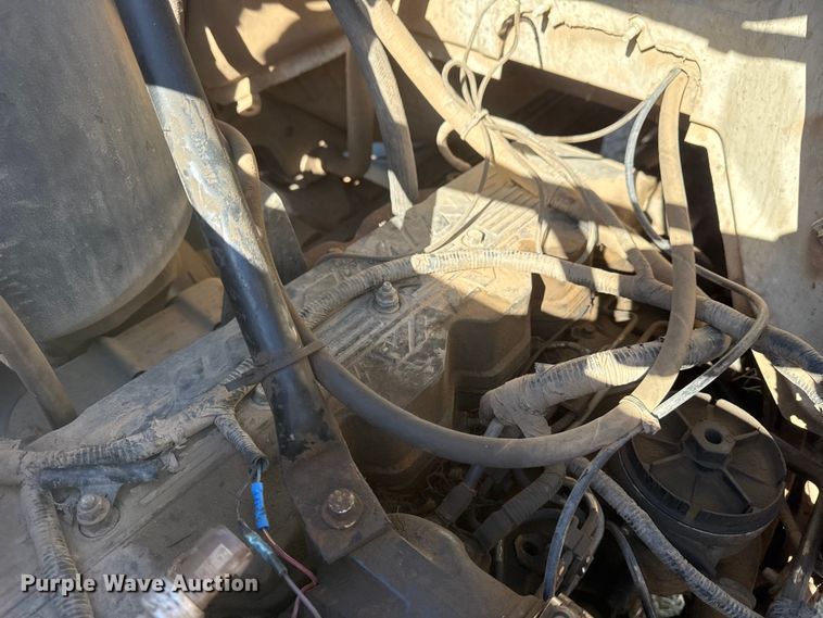 image for item DQ4278 2000 Ford F650 Super Duty tank truck